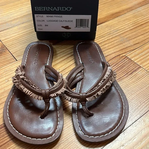 Bernardo sandals Miami fringe - Picture 3 of 3